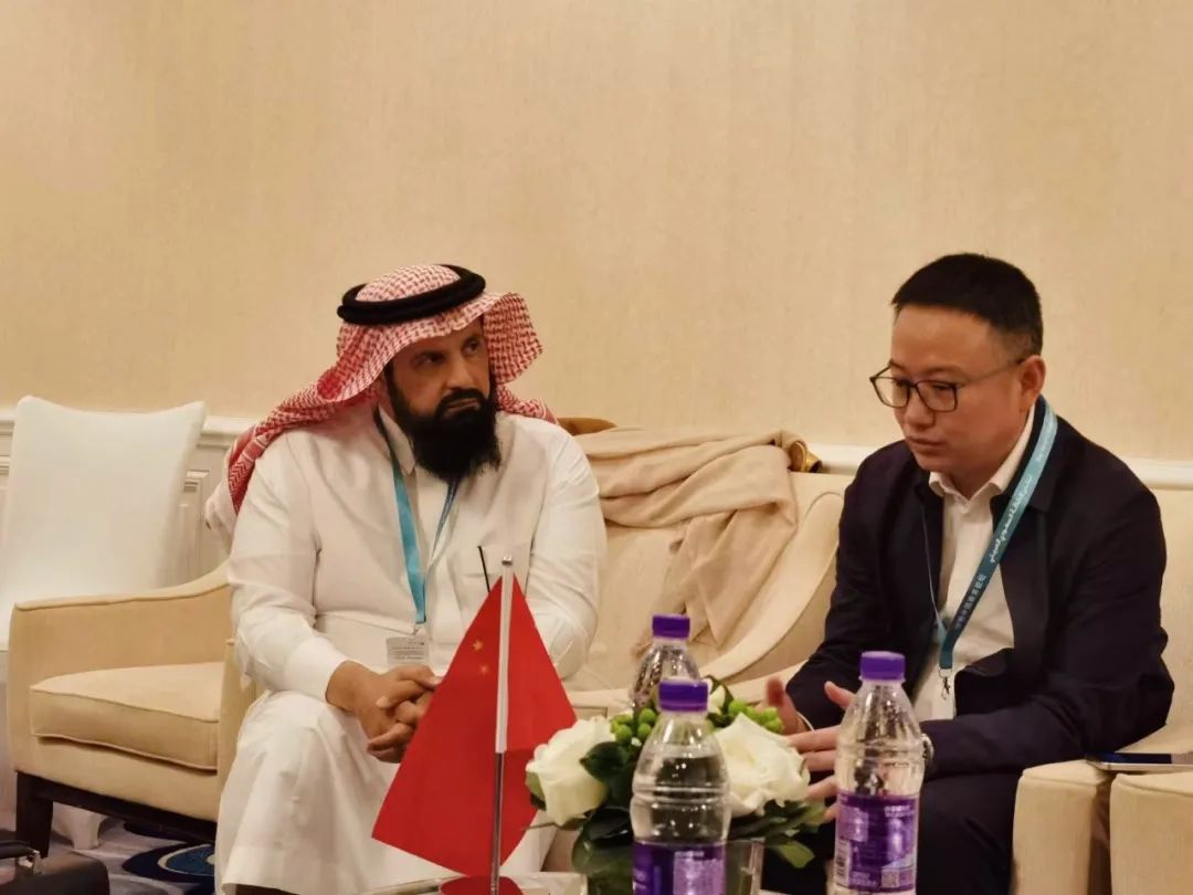  “一带一路”绿色同行永利科技董事长李仙德与沙特能源次大臣纳赛尔·卡赫塔尼座谈交流