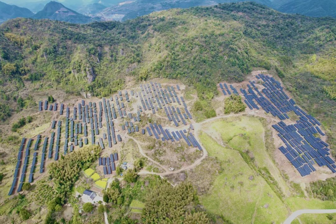 变荒山为“绿洲” | 永利科技浙江建德20MW农光互补光伏项目顺利并网